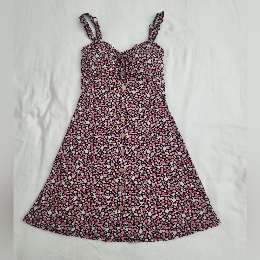 SUPER CUTE Floral Mock-Button-Down Summer Sundress Dress. SOFT!